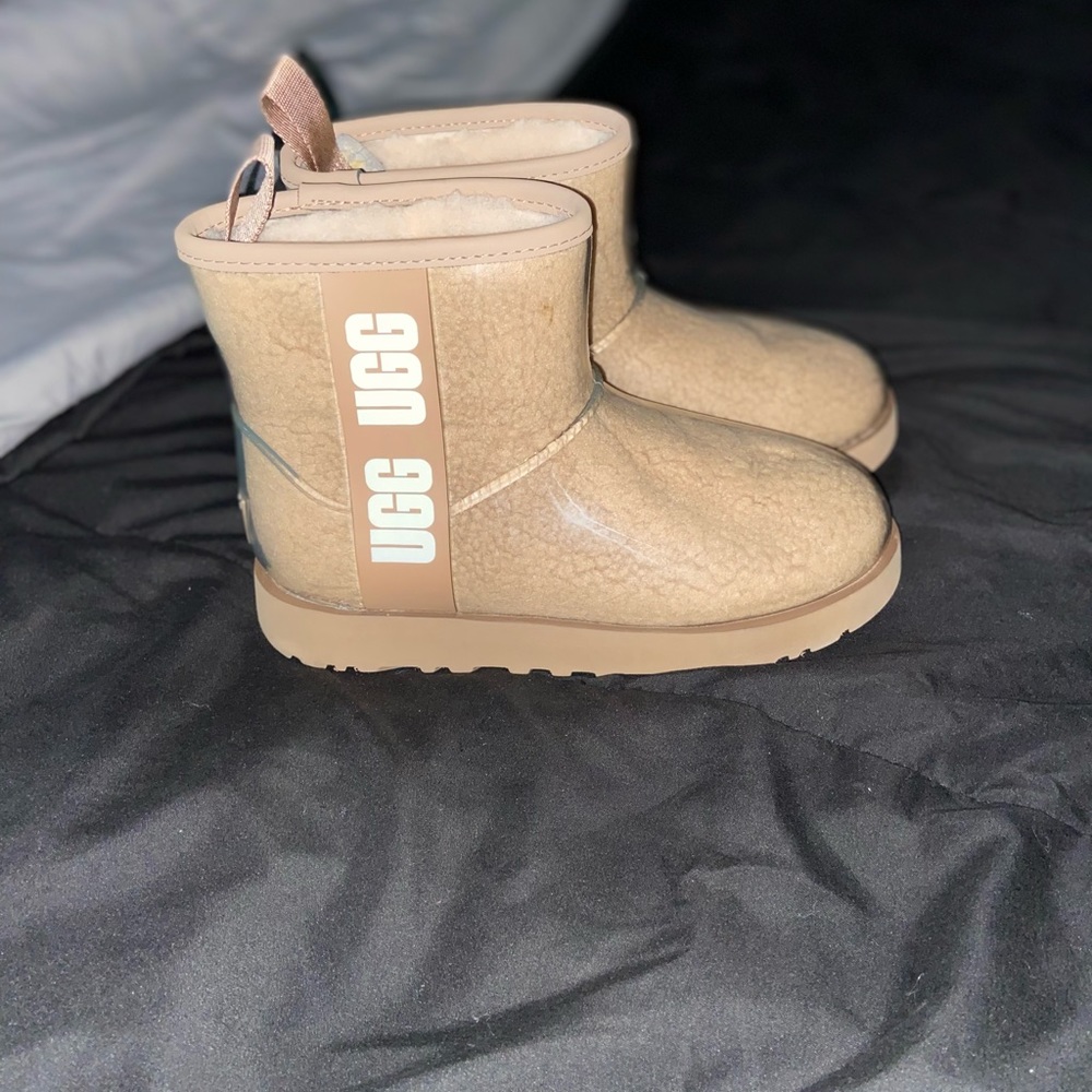 Ugh rain boots